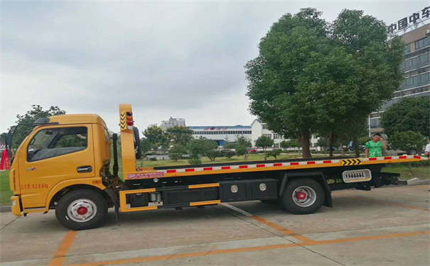 广西定远24小时拖车救援电话号码，定远道路救援公司怎么收费的